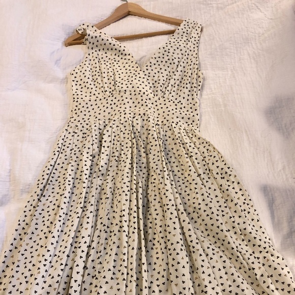 Dress - Picture 2 of 4